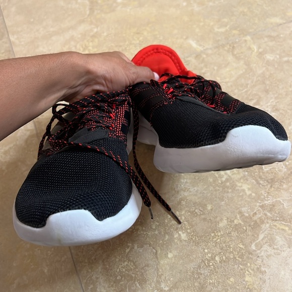 💙Men’s Adidas Sneakers 💙 - Picture 4 of 5